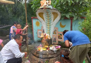 श्रावण शुक्लपक्षको तेस्रो सोमबार : देशभरका शिवालयमा भक्तजनको भीड